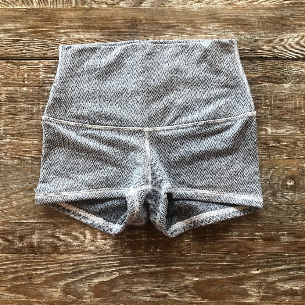 NWOT Lululemon Boogie Shorts